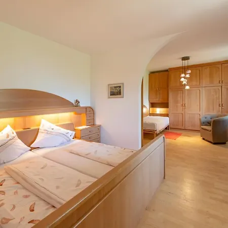 Haus Bellutti Apartment Termeno